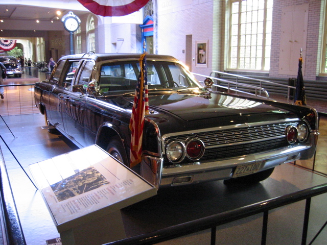 fordmuseum-kennedylimoswiped