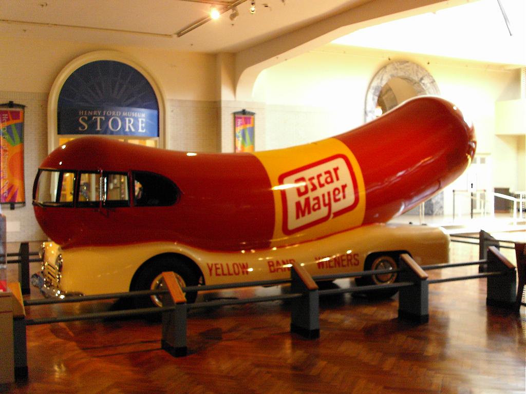 fordmuseum-wienermobile